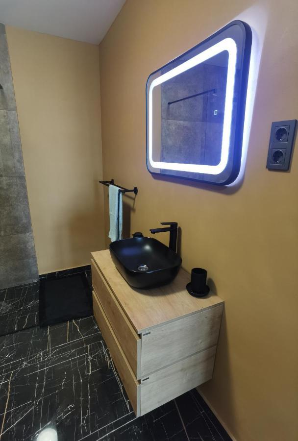 קריקווניצה Apartment Pek מראה חיצוני תמונה