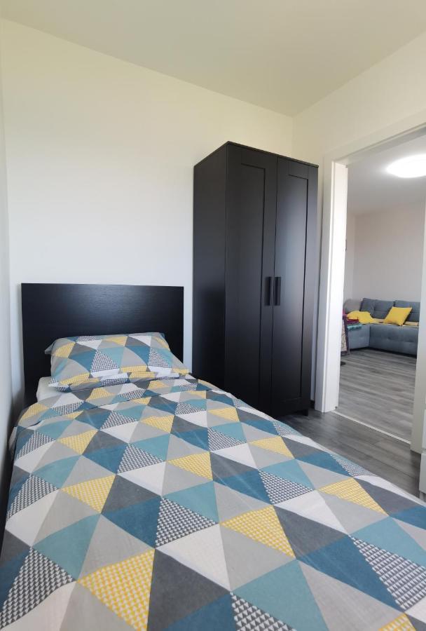 קריקווניצה Apartment Pek מראה חיצוני תמונה