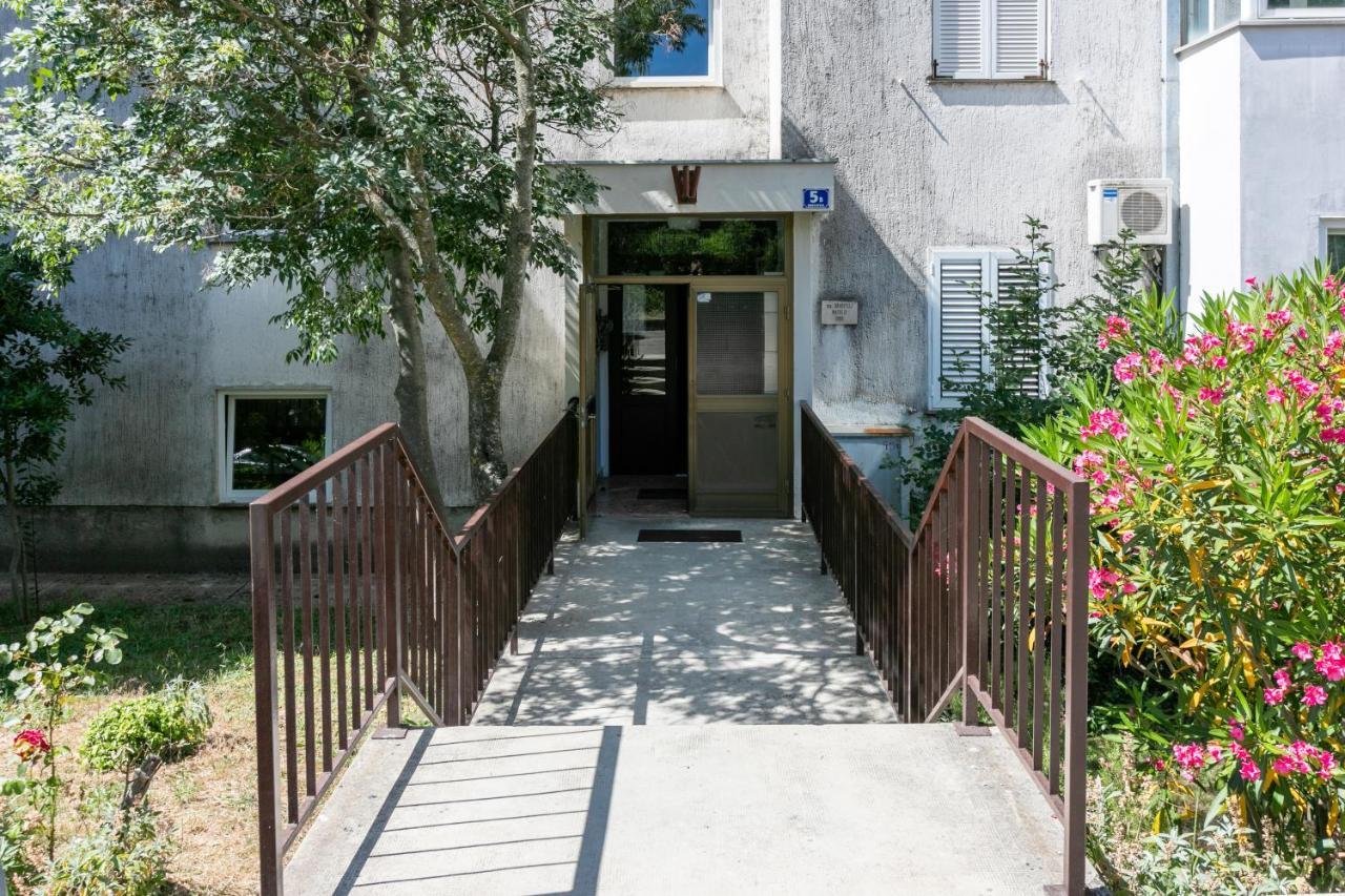 קריקווניצה Apartment Pek מראה חיצוני תמונה